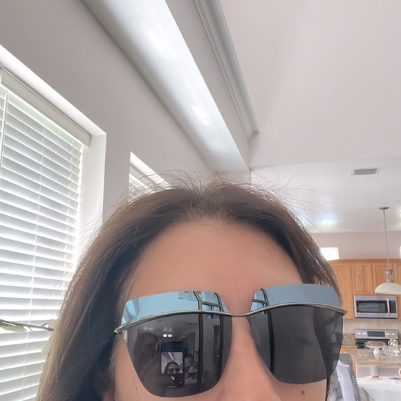 CHRISTIAN DIOR oversized SUNGLASSES - Picture 7 of 7